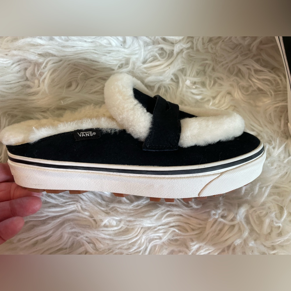 Vans NWT Unisex Style 53 Shearling Mule DX Black/White. Size 5 Men’s, 6.5 Women - Picture 6 of 9